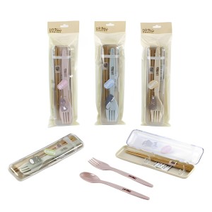 CONJUNTO DE TALHERES DE PLASTICO