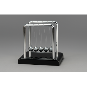 ENFEITE PÊNDULO DE NEWTON 13.5CM