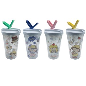 COPO DE PLASTICO COM CANUDO 450ML